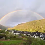 Mit Moselblick * Klotten