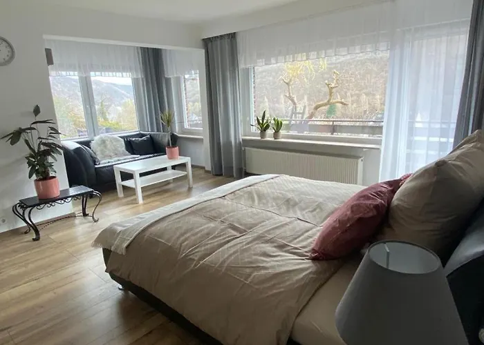 Mit Moselblick * קלוטן